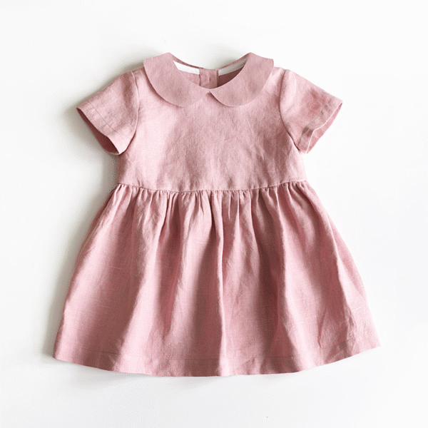 Roze babyjurk met kraag
