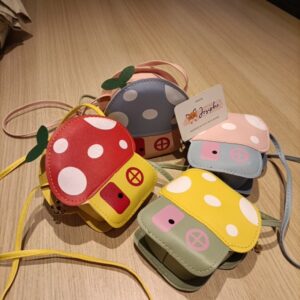 Mini handtasjes paddenstoeltjes