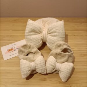 Haarband + sokjes met strik