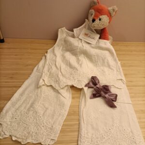 Meisjesset top en broek met kant